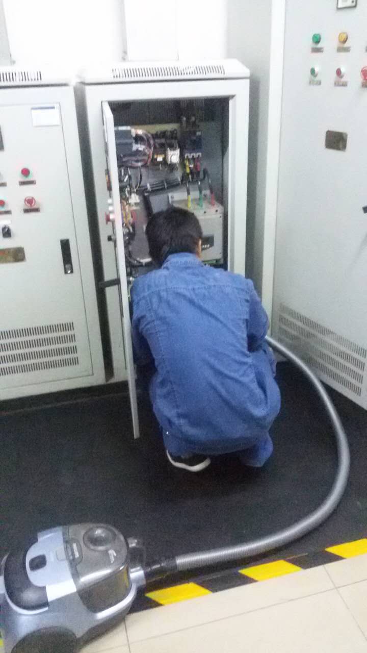 溴化鋰機組控制線(xiàn)路的檢修